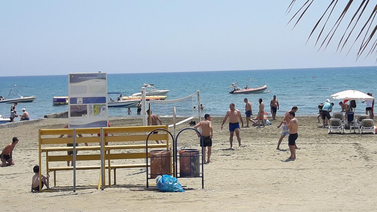 Marina'S Rooms Xrisopolitissa Larnaca Exterior foto